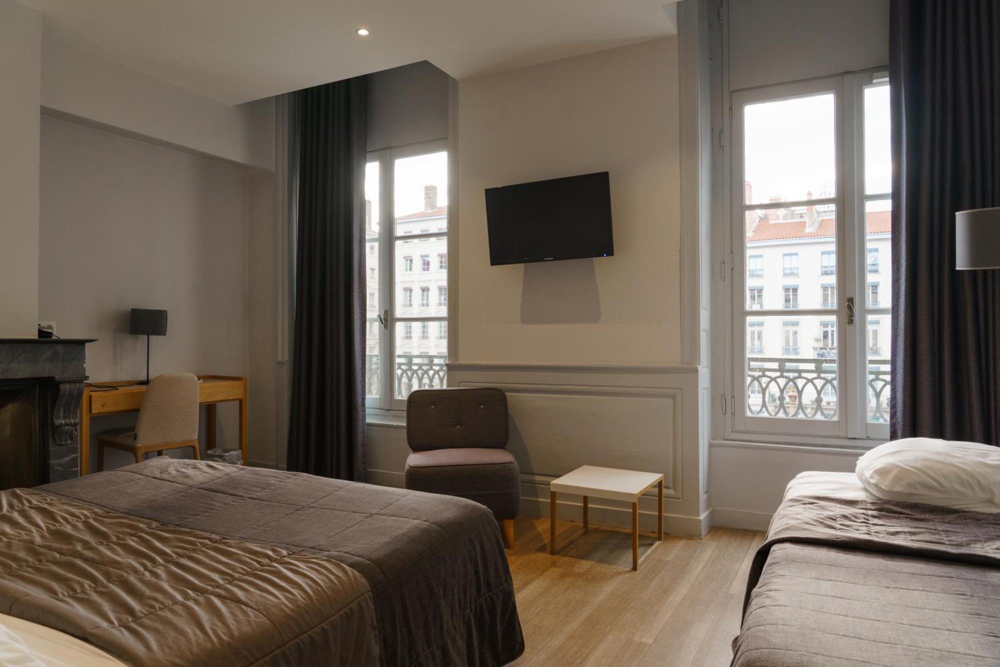 Superior Triple Room